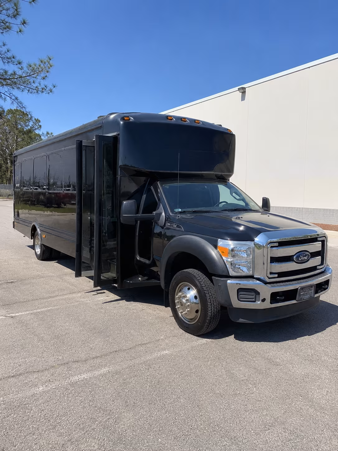 Princeton Birthday, Sweet 16, & Quinceañera Party Bus Rentals